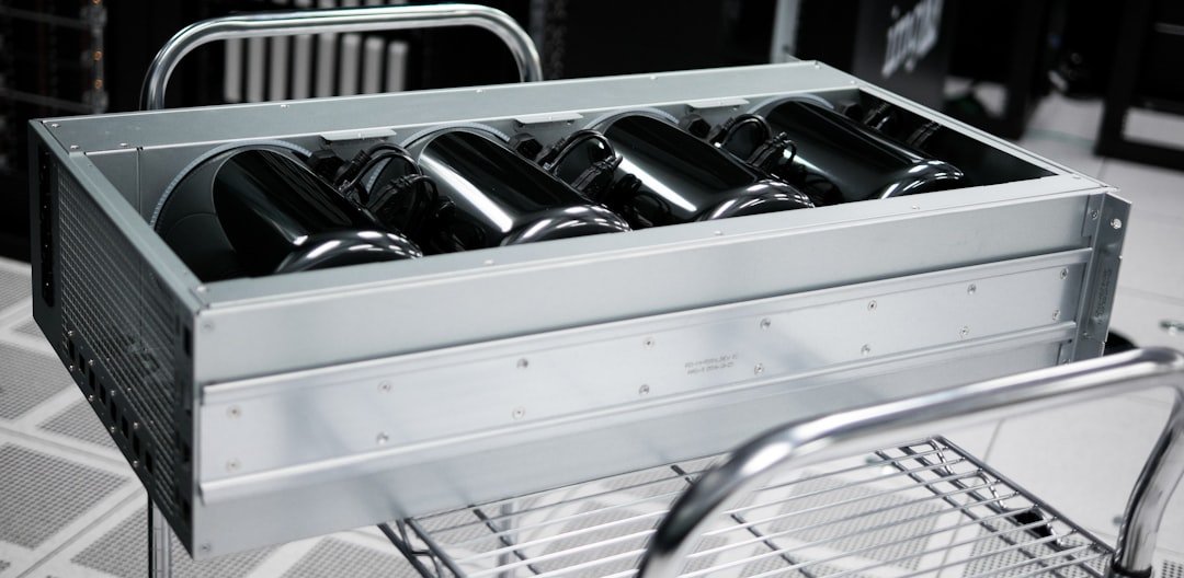 Server chassis with cooling fans
