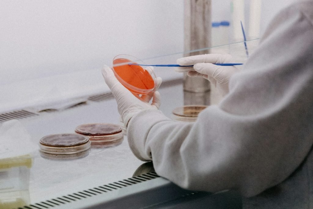 University laboratory; contextual image, not the CRISPR study.